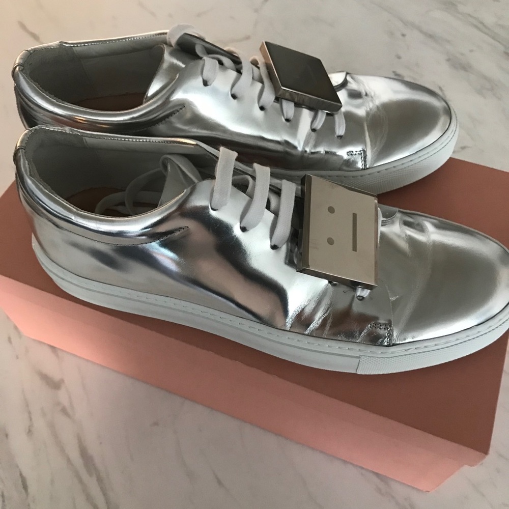 Acne Studios Adrian Smiley Face Silver sneaker